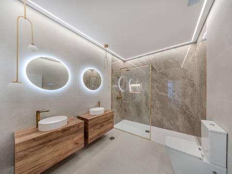 São Brás de Alportel - Moradia V4 de estilo contemporâneo