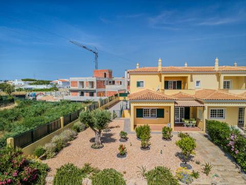 TRIANGULO DOURADO - Moradia em condomínio privado, perto de Vale do Lobo