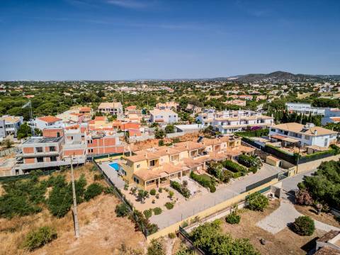 TRIANGULO DOURADO - Moradia em condomínio privado, perto de Vale do Lobo