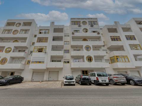 QUARTEIRA - Apartamento T1+1 próximo da praia