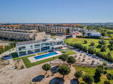 Fantástica Moradia T5 (Junto a Golf) - Vilamoura