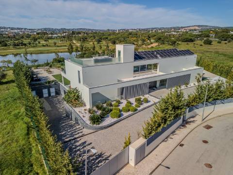 Fantástica Moradia T5 (Junto a Golf) - Vilamoura