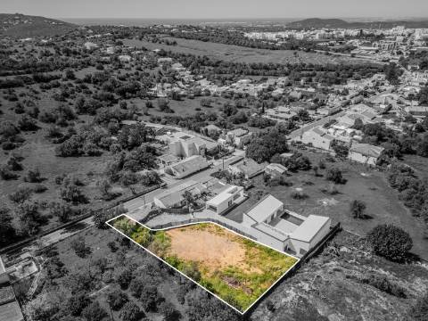 LOULÉ - Terreno para construção
