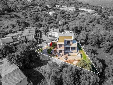 LOULÉ - Moradia T3 com piscina em construção