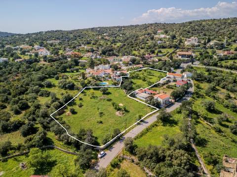 Loulé, Quinta da Eira - Terreno de 7.700m² com PIP Aprovado para Moradia de 450m²