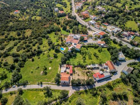 Loulé, Quinta da Eira - Terreno de 7.700m² com PIP Aprovado para Moradia de 450m²