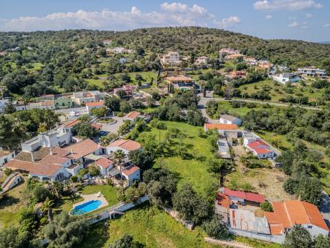 Loulé, Quinta da Eira - Terreno de 7.700m² com PIP Aprovado para Moradia de 450m²