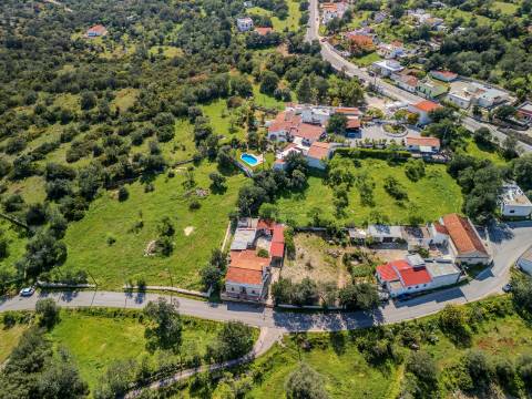 Loulé, Quinta da Eira - Terreno de 7.700m² com PIP Aprovado para Moradia de 450m²
