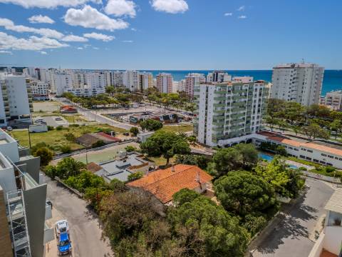 Quarteira - Terreno urbano permite a construção de 46 apartamentos