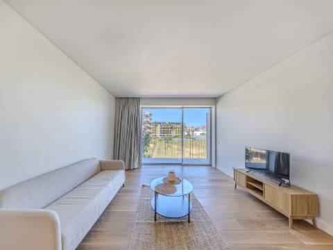 Forte Novo - Apartamento T1 no Horizon Ocean Gardens - Vista Mar