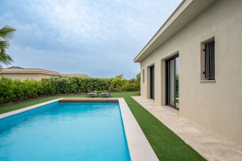 Faro - Moradia Térrea T3 de Luxo com Piscina Privada | Junto à Ria Formosa