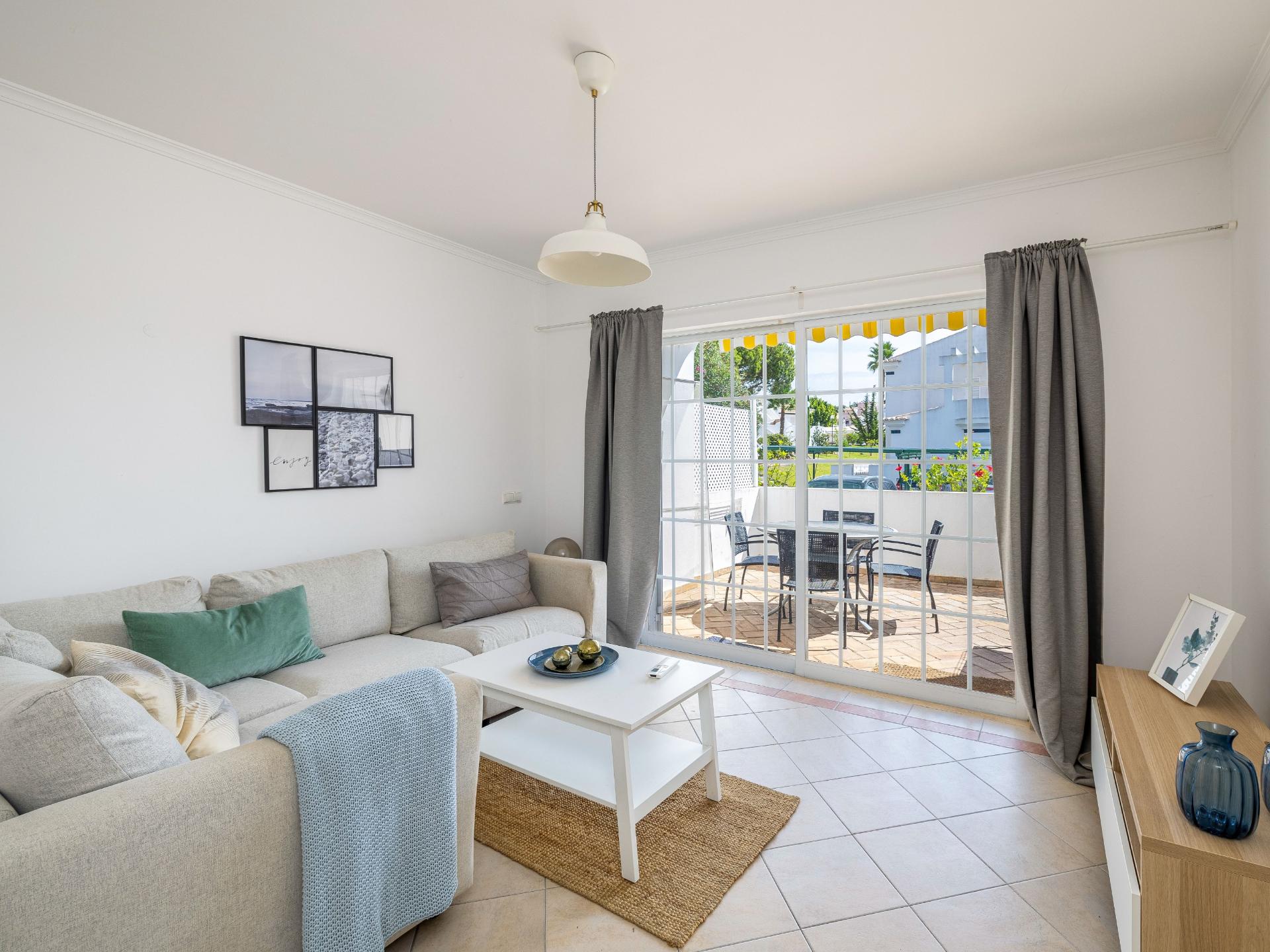 VILAMOURA - Moradia T2 em condomínio privado com piscina