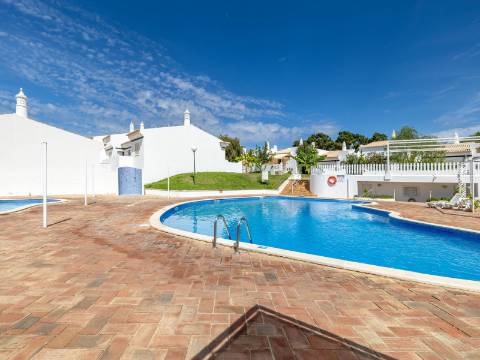 VILAMOURA - Moradia T2 em condomínio privado com piscina