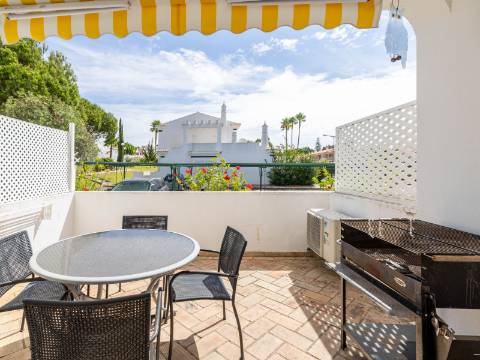 VILAMOURA - Moradia T2 em condomínio privado com piscina