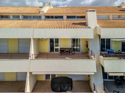 Vilamoura - T3 perto da Marina em condomínio com Piscina