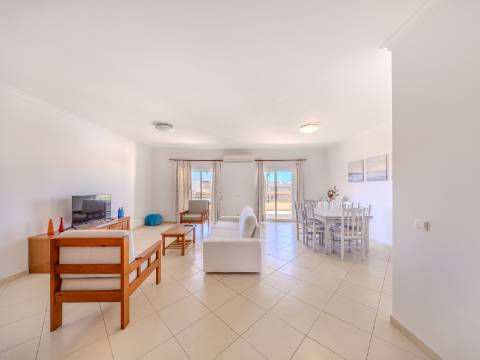 Vilamoura - T3 perto da Marina em condomínio com Piscina