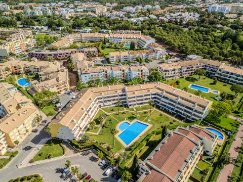 Vilamoura - T3 perto da Marina em condomínio com Piscina