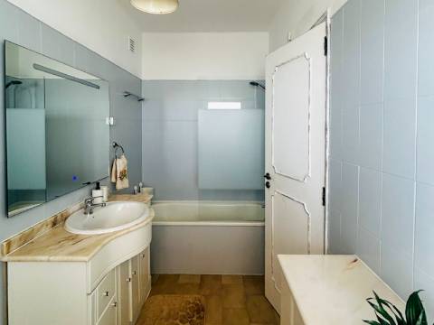 Loulé - Apartamento de 2 quartos à Venda