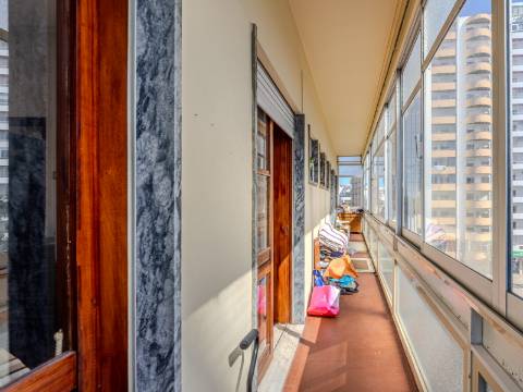 FARO - Apartamento T5 com VISTA MAR