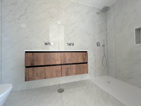 Apartamento T4 | Conforto e Lazer a um Passo da Praia | Espinho