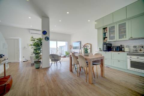 Moradia T4 |Jardim | Garagem | Ericeira