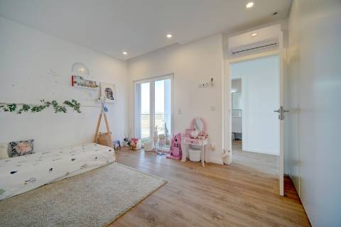 Moradia T4 |Jardim | Garagem | Ericeira