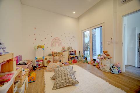 Moradia T4 |Jardim | Garagem | Ericeira