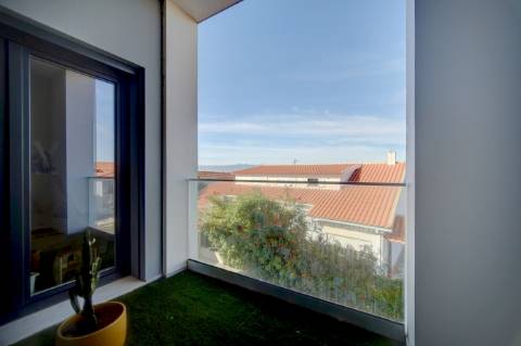 Moradia T4 |Jardim | Garagem | Ericeira