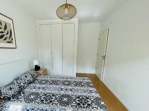 Apartamento T1 Mobilado com Jardim Privativo | Entrecampos, Lisboa