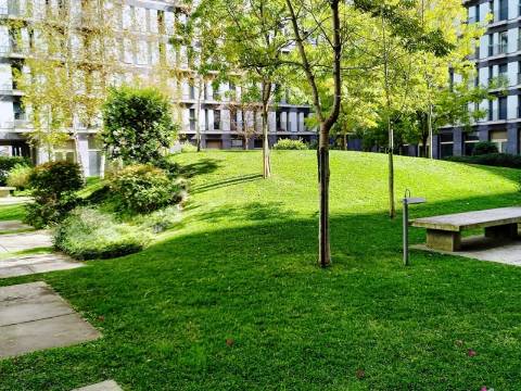 Apartamento T1 Mobilado com Jardim Privativo | Entrecampos, Lisboa