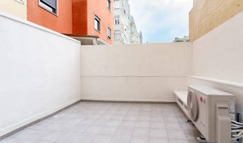 T2 A ESTREAR COM TERRAÇO ! LISBOA