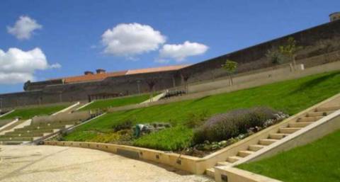 Apartamento T2| Jardins de Campolide | Piscina e Jardim