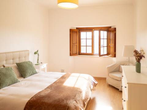 Moradia T6 | Jardim | Piscina | Lourinha