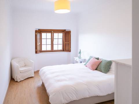 Moradia T6 | Jardim | Piscina | Lourinha