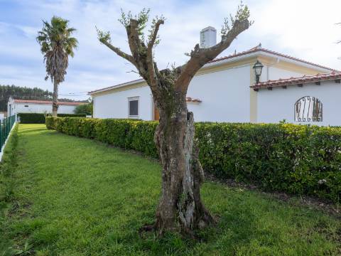 Moradia T6 | Jardim | Piscina | Lourinha