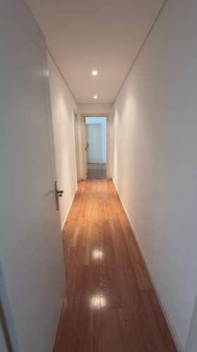 T2 com Garagem | Piscina e Jardim | Condomínio Fechado