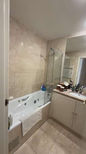 T2 com Garagem | Piscina e Jardim | Condomínio Fechado