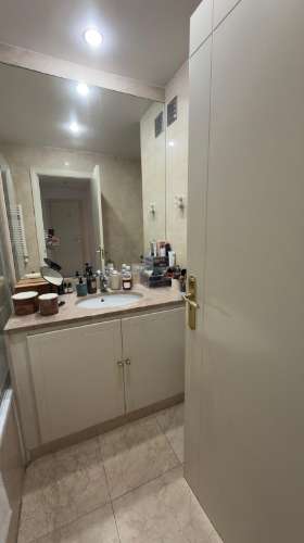 T2 com Garagem | Piscina e Jardim | Condomínio Fechado