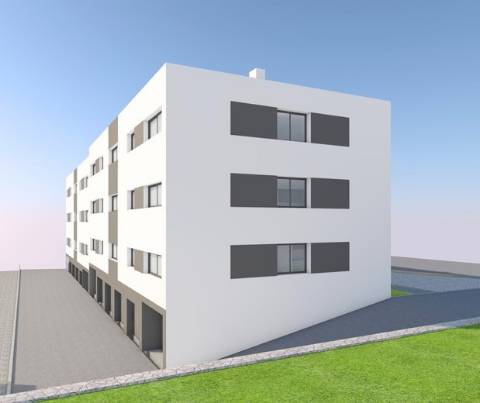 T2 com Varanda, | Garagem | Constância