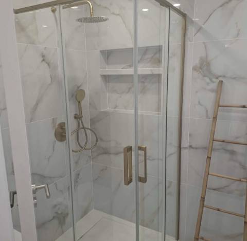 Apartamento T2+1 Totalmente Remodelado no Centro da Amadora