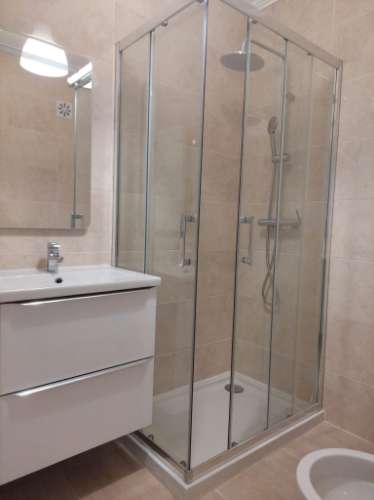 Arrendamento de Quarto na rua Adelaide Cabete