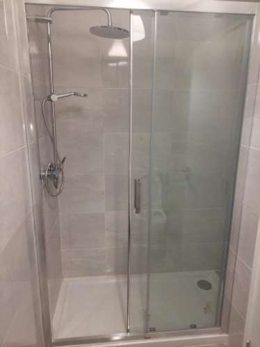 Arrendamento de Quarto na rua Adelaide Cabete