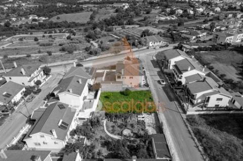 LOTE DE TERRENO PARA CONSTRUÇÃO - SANTARÉM