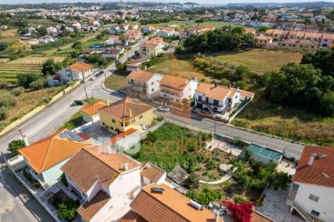 LOTE DE TERRENO PARA CONSTRUÇÃO - SANTARÉM