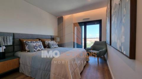 Apartamento T3 Novo C/ Terraço – Centro