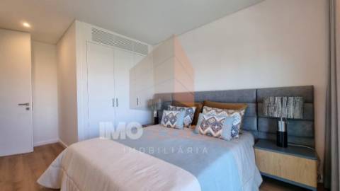 Apartamento T3 Novo C/ Terraço – Centro