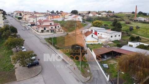 Excelente Oportunidade de Investimento - Terreno Urbano em Localização Privilegiada em Santarém