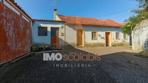 Excelente Oportunidade em Tremês - Conjunto de 2 Moradias + Terreno Urbano 