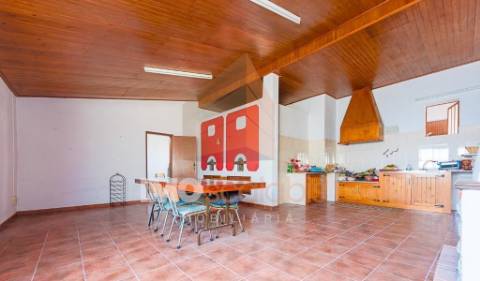 Excelente Oportunidade em Tremês - Conjunto de 2 Moradias + Terreno Urbano 