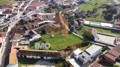 Excelente Oportunidade em Tremês - Conjunto de 2 Moradias + Terreno Urbano 